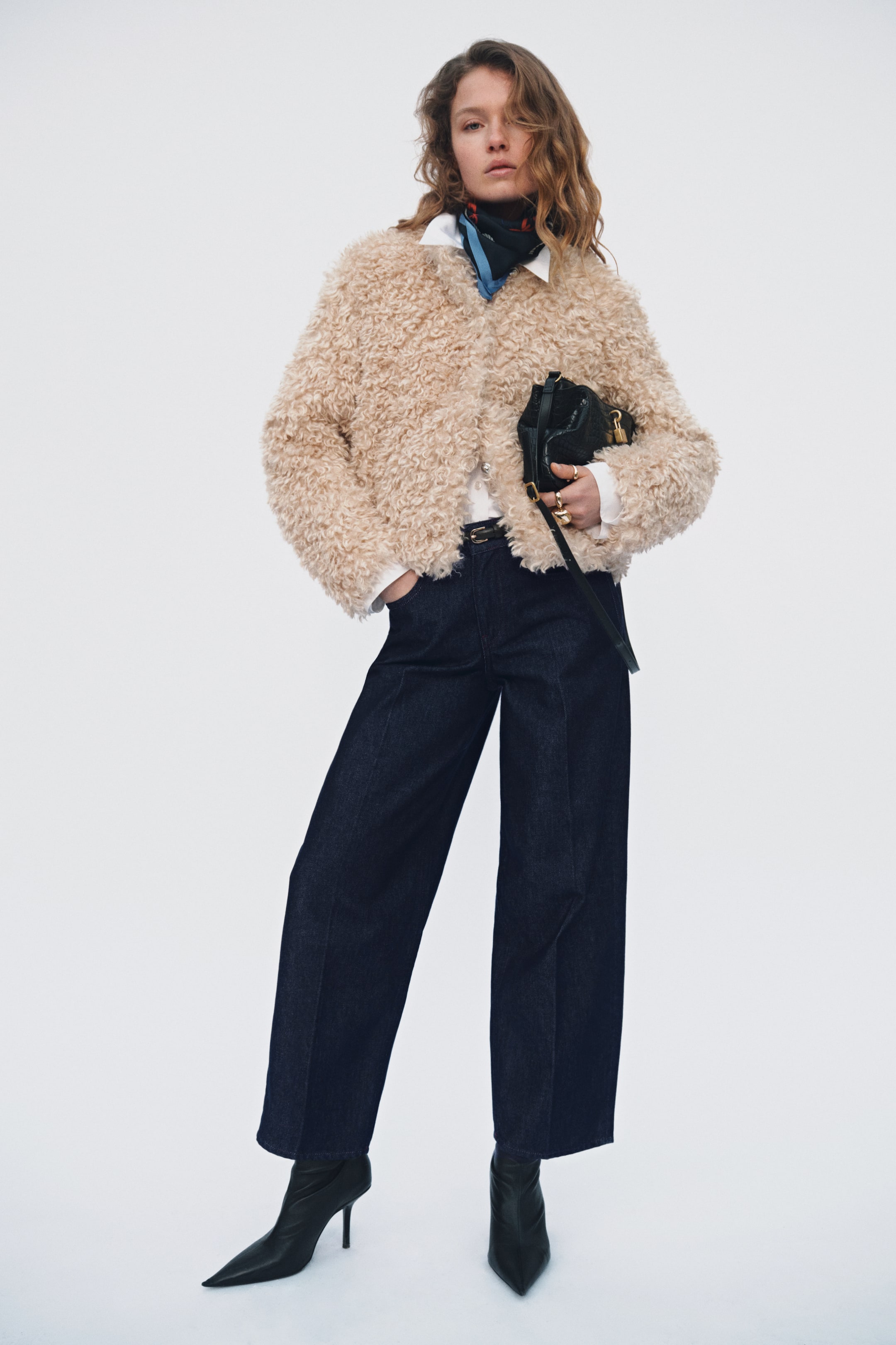 Barrel Leg Low Waist Ankle Jeans - Dark Denim Blue