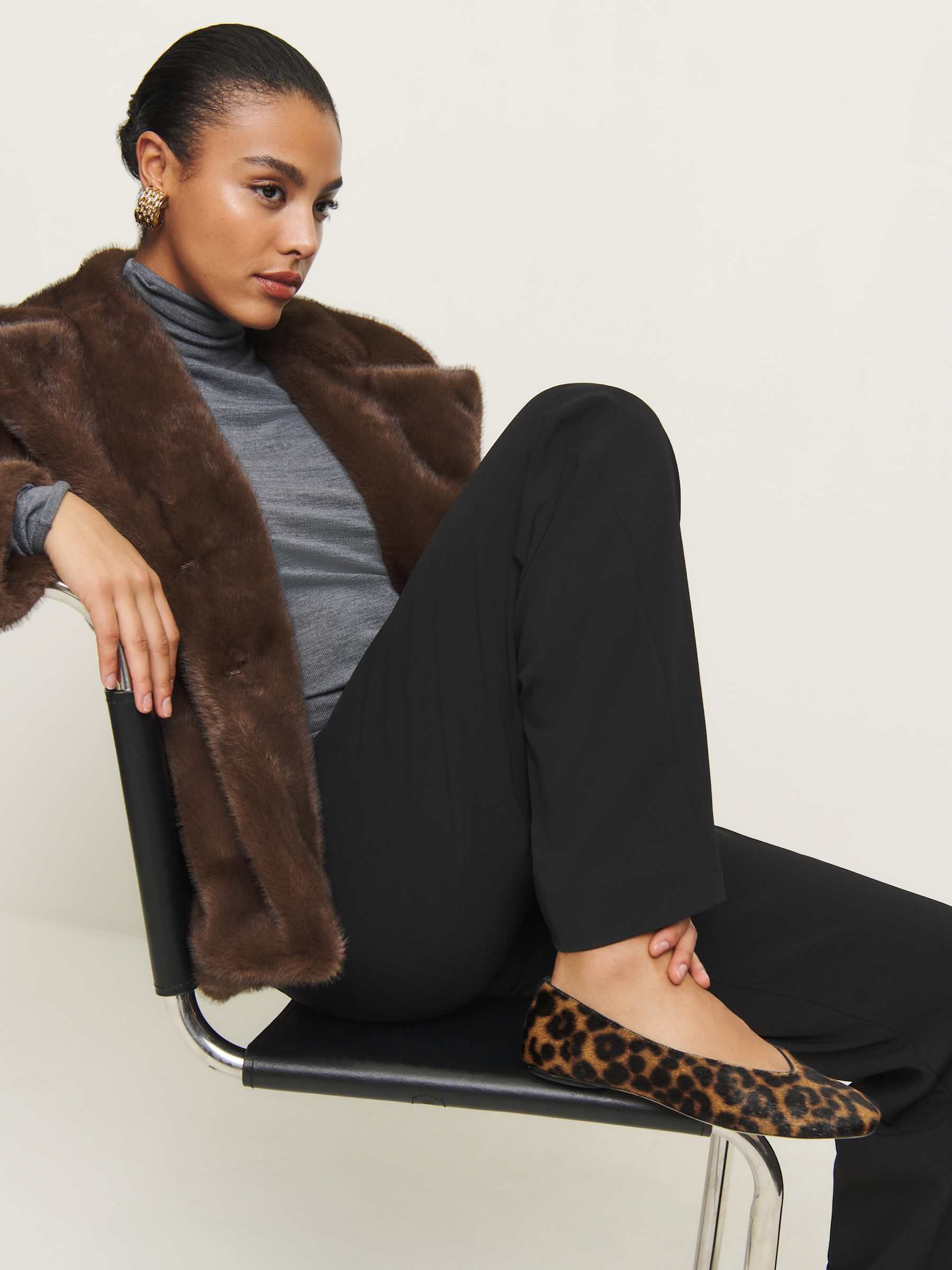 AzfAsHeW5TN7eHe2QH2zmD-320-80 私たちは高い基準を持つファッション編集者です—2025 年に買い物をする 5 つのエレガントなトレンド