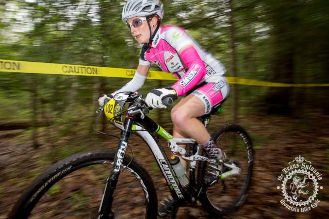 Vicki Barclay works hard to stay out front of the women&rsquo;s field of Stage 5