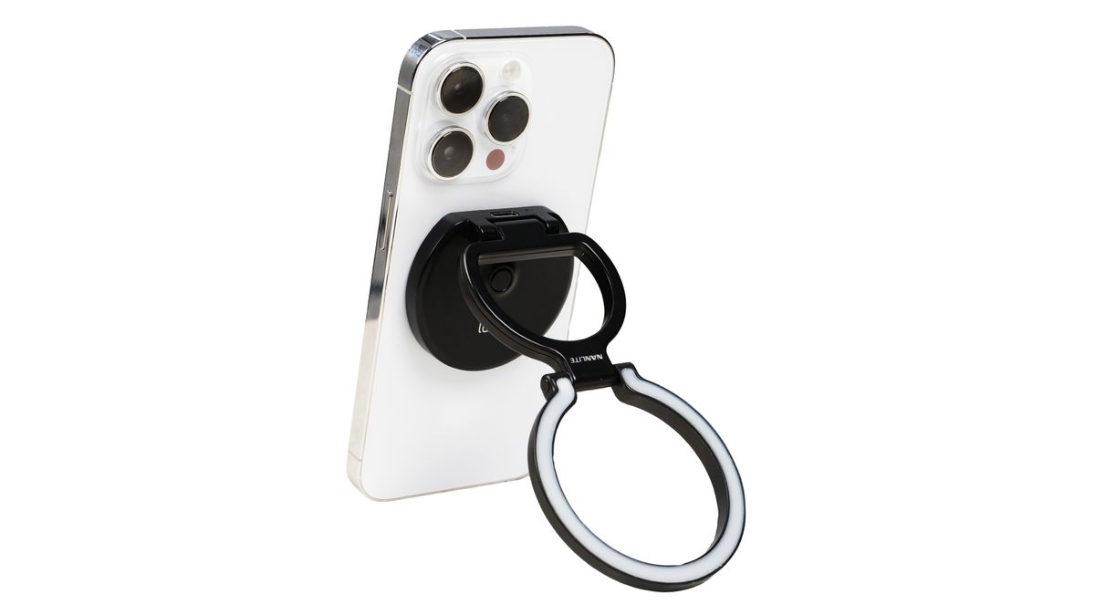 The Nanlite Lumo is a folding smartphone ring light
