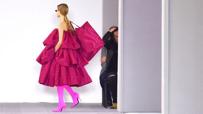 Sleeve, Standing, Magenta, Pink, One-piece garment, Purple, Dress, Fashion, Violet, Day dress, 
