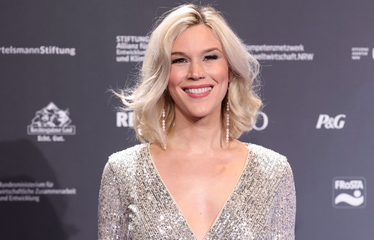 Watch: Joss Stone gives update on pregnancy so far