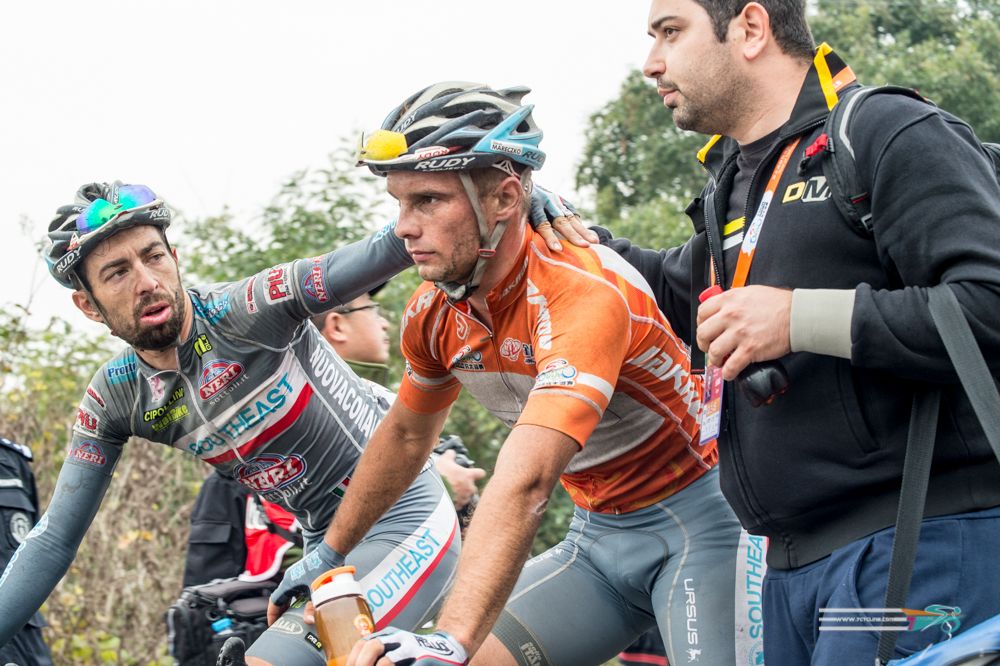 Jakub Mareczko (Southeast) dug deep to defend his race lead in Tour of Taihu Lake