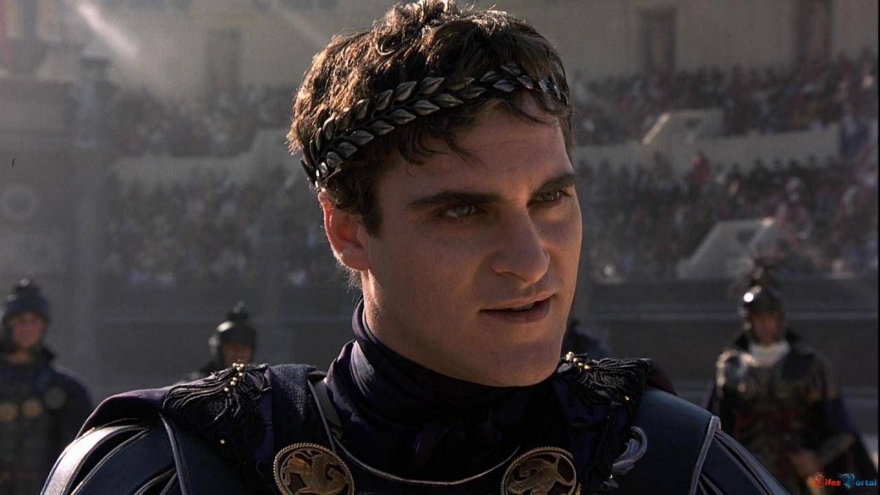 Joaquin Phoenix, star of Napoleon, appearing as Emperor Commodus inGladiator