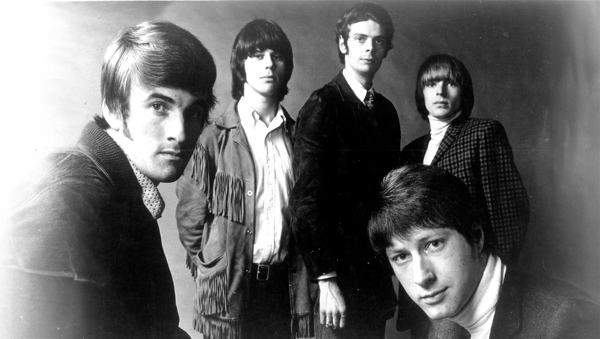 1965: Rock band "The Yardbirds" pose for a portrait in 1965. (L-R) Jim McCarty, Jeff Beck, Paul Samwell-Smith, Chris Dreja, Keith Relf.