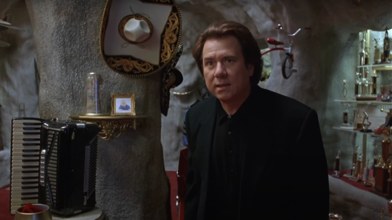 John Larroquette freaking out in the Rich family vault in Richie Rich.