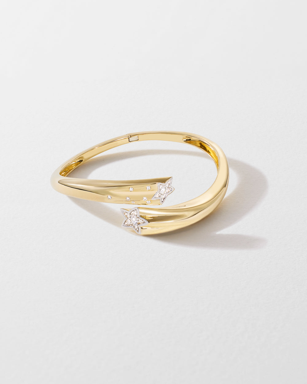 Diamond Polka Dot Shooting Star Bangle Bracelet - Yellow Gold