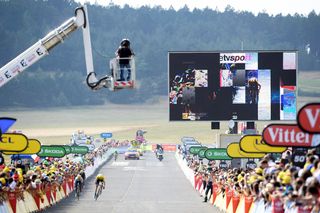 18 July 2015 102nd Tour de France Stage 14 : Rodez - Mende QUINTANA Nairo Alexander (COL) Movistar, Maillot Blanc FROOME Christopher (GBR) Sky, Maillot Jaune Photo : Yuzuru SUNADA