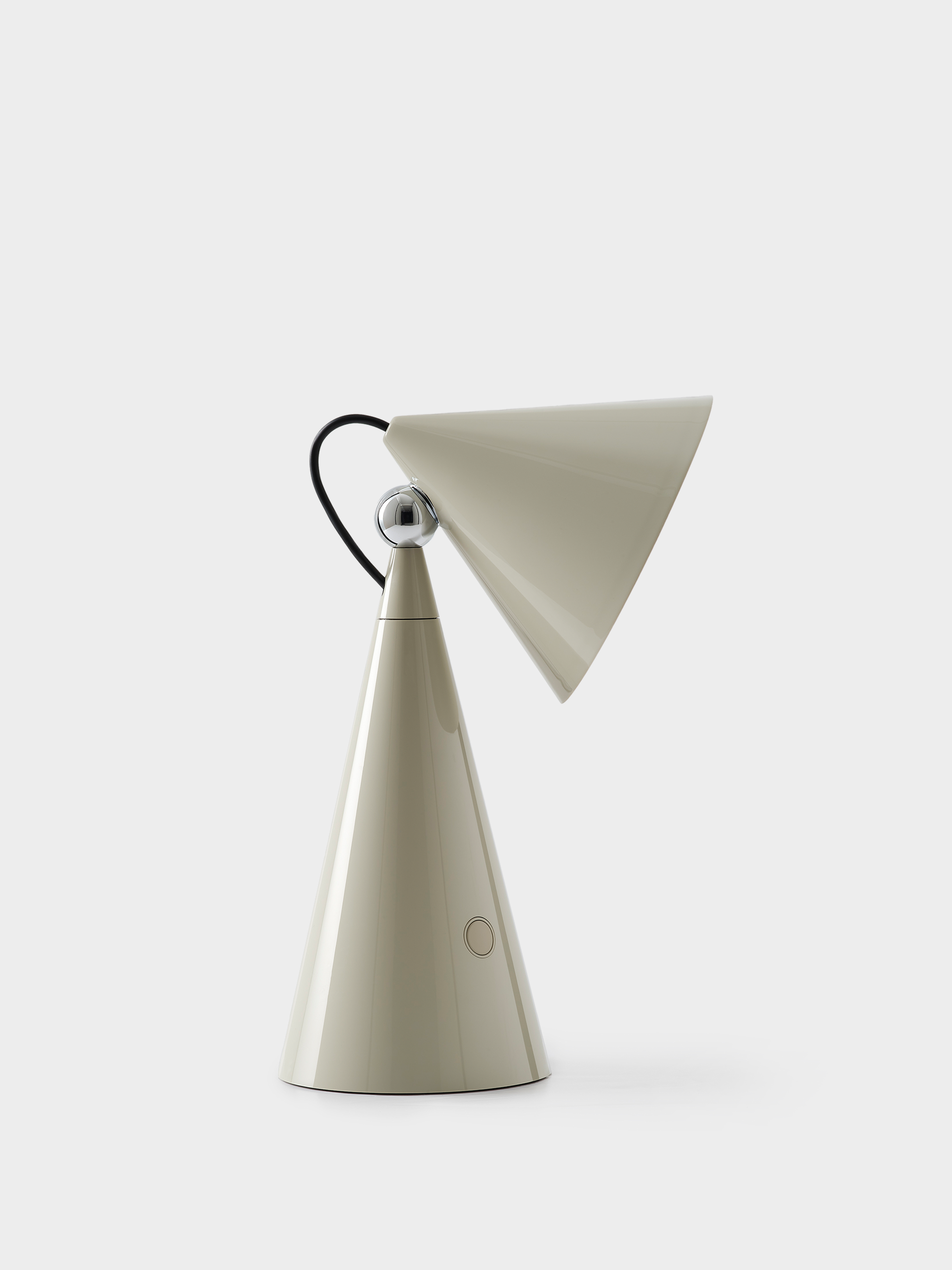 Pose Portable Putty | Tom Dixon