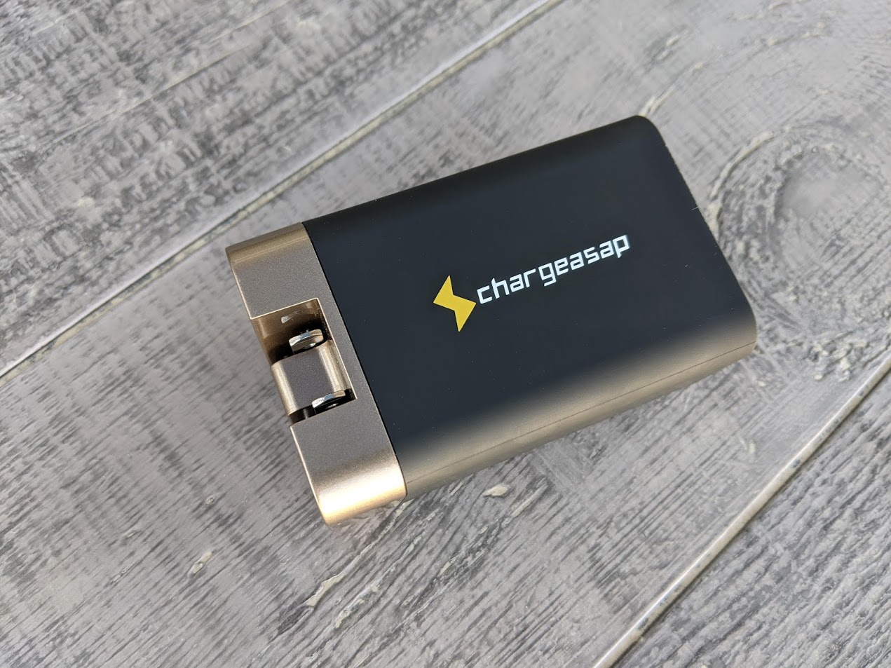 Chargeasap Omega Gan Charger Prongs Away