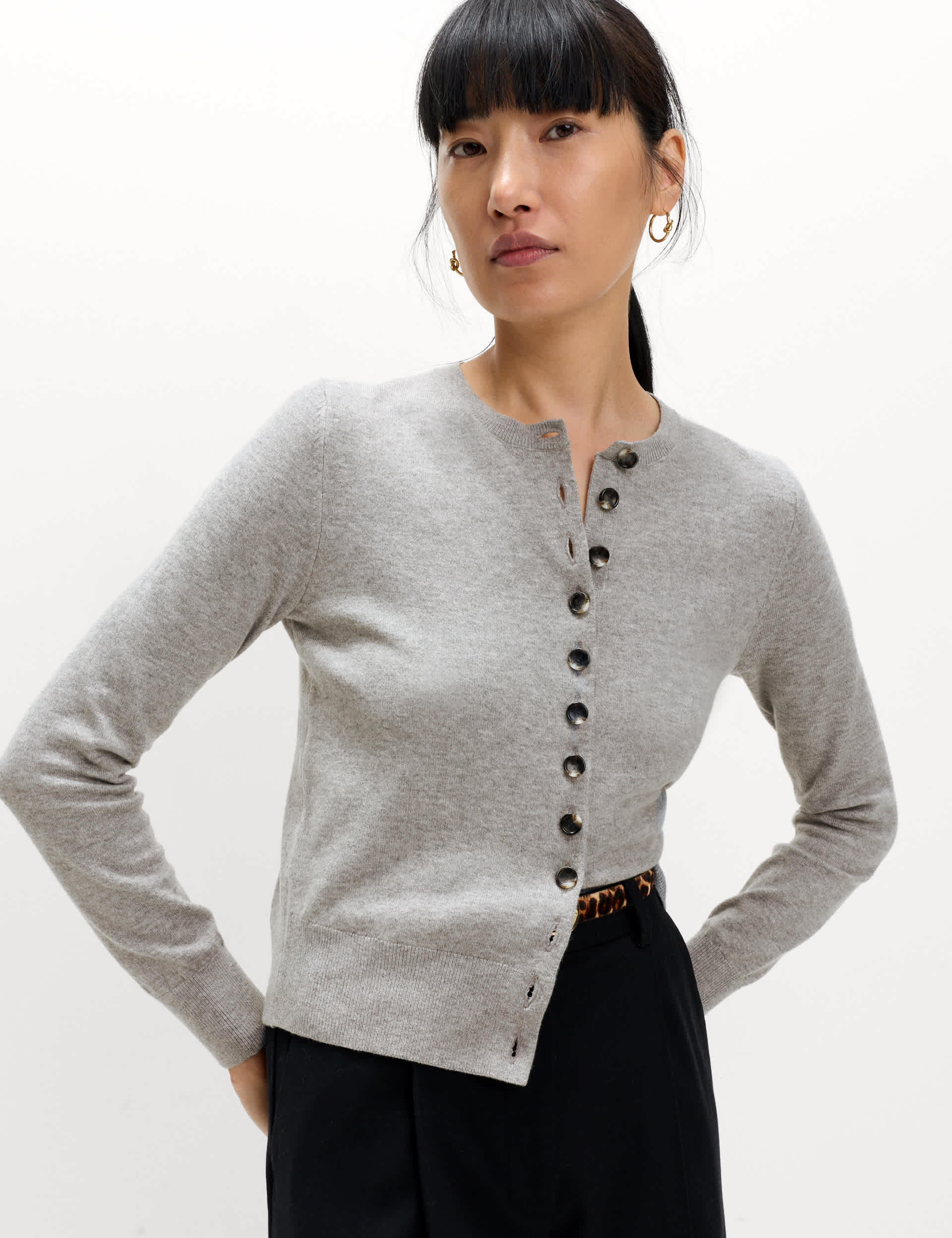 Air-Yarn Crew Neck Short Cardigan