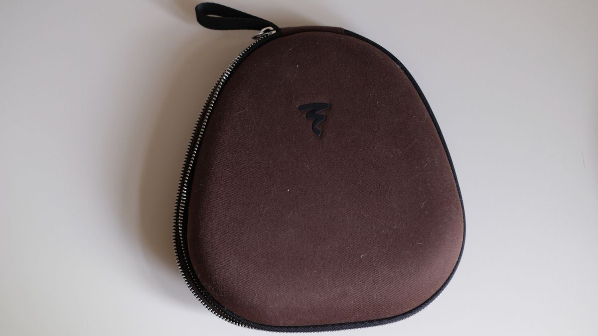 Photograph of Focal Bathys MG headphones fabric case