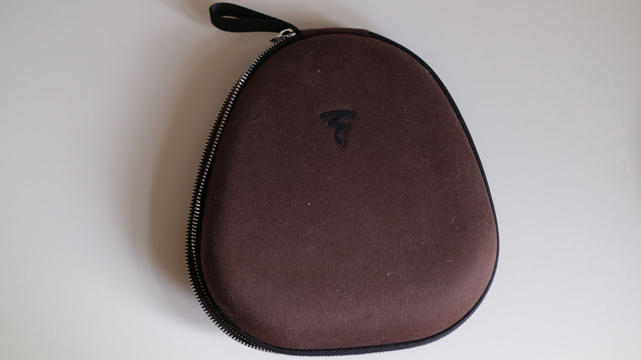 Photograph of Focal Bathys MG headphones fabric case