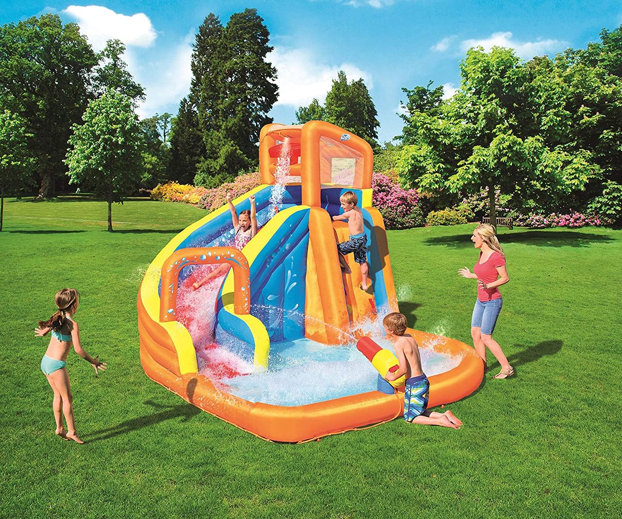 Bouncy castle paddling pool