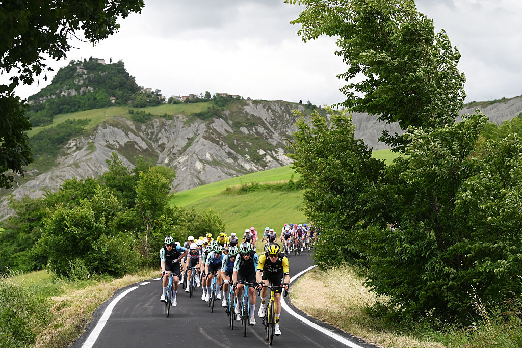 2025 Giro d'Italia stage 13 preview - GC riders on alert for fiery finish on final punchy climb to Vicenza