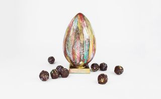 2018 marks the 150th anniversary of California-based chocolate company Guittard. To celebrate, British chocolatier Paul A Young has developed the especially attractive Machu Picchu Signature Egg,