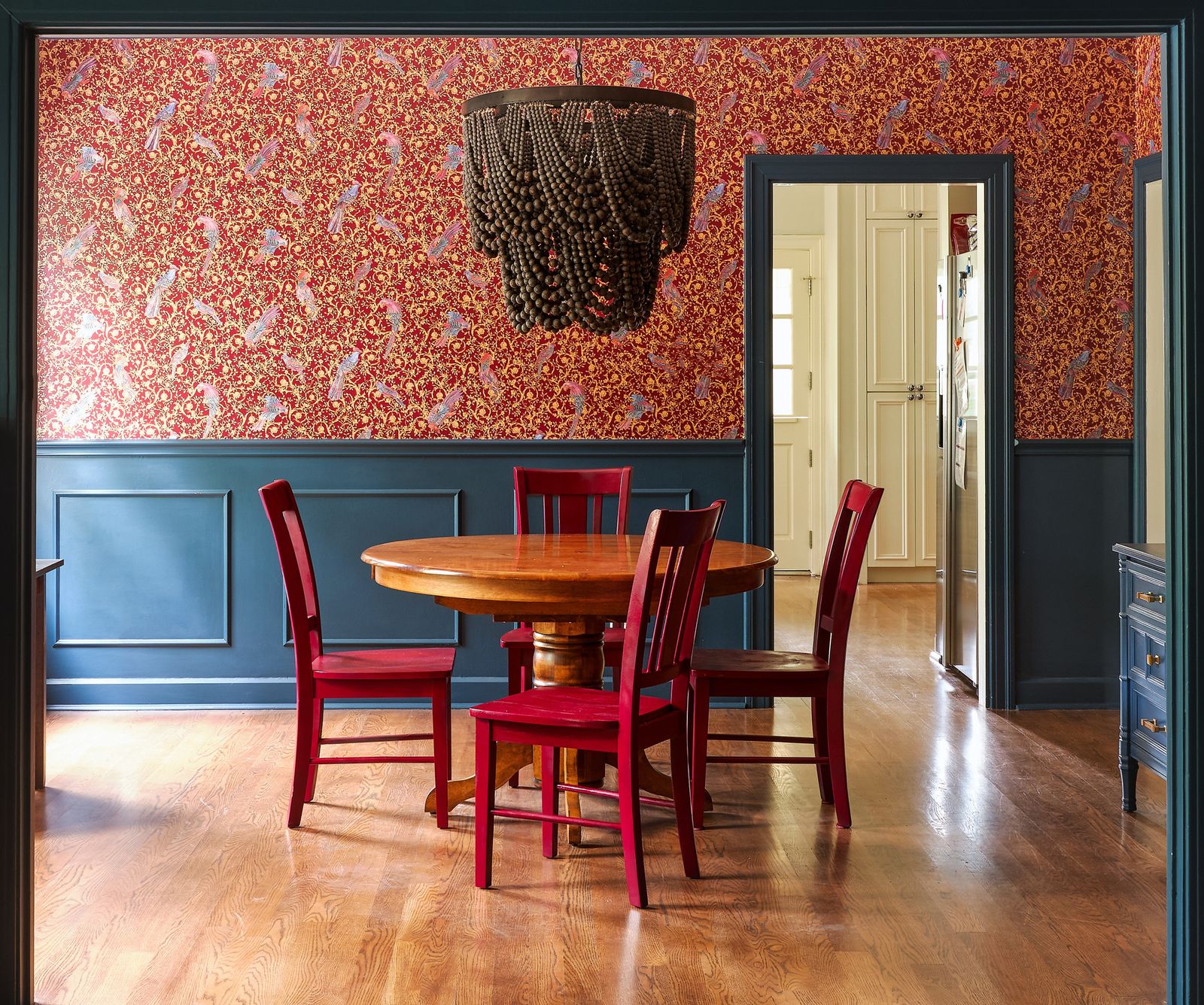 How To Make A Small Dining Room Look Bigger 10 Tricks Livingetc