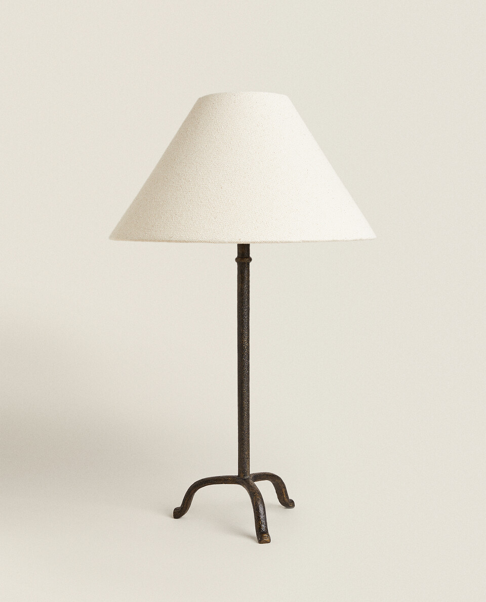 Table Lamp With Tripod Base