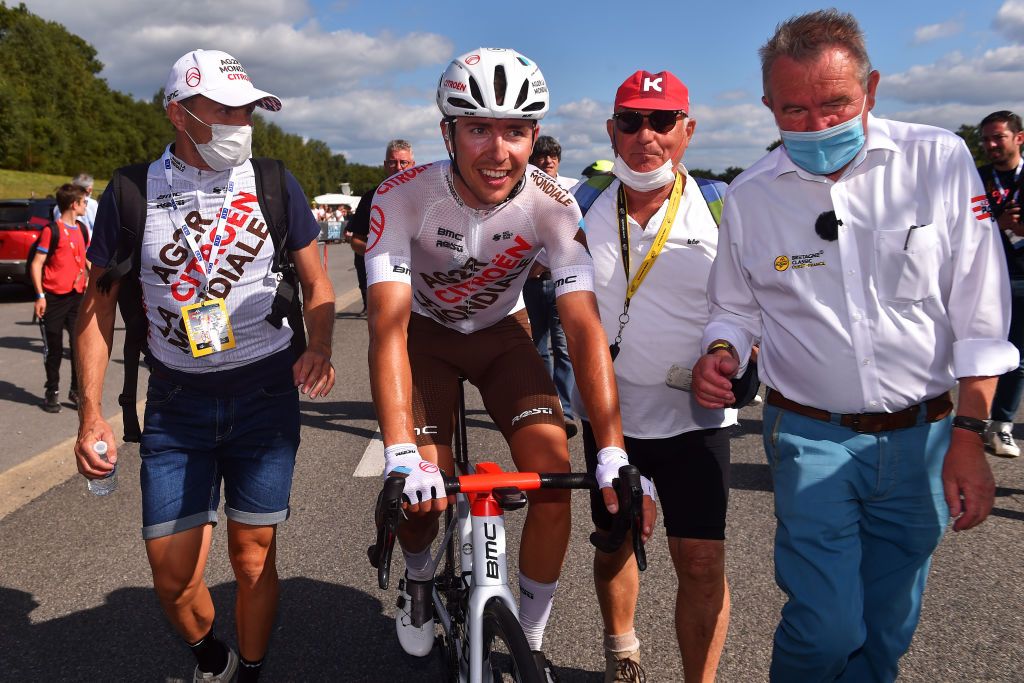 PLOUAY FRANCE AUGUST 29 Benoit Cosnefroy of France and Ag2R Citroen Team celebrates winning during the 85th Bretagne Classic OuestFrance 2021 a 251km race from Plouay to Plouay OuestFrance on August 29 2021 in Plouay France Photo by Luc ClaessenGetty Images