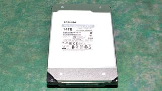 Toshiba X300 14TB HDD