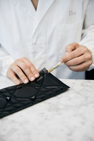 The making of Dior handbag