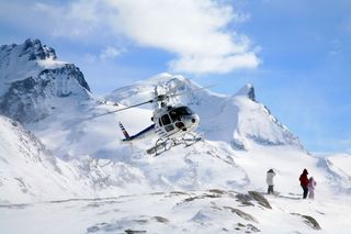 A travel guide to Heli skiing