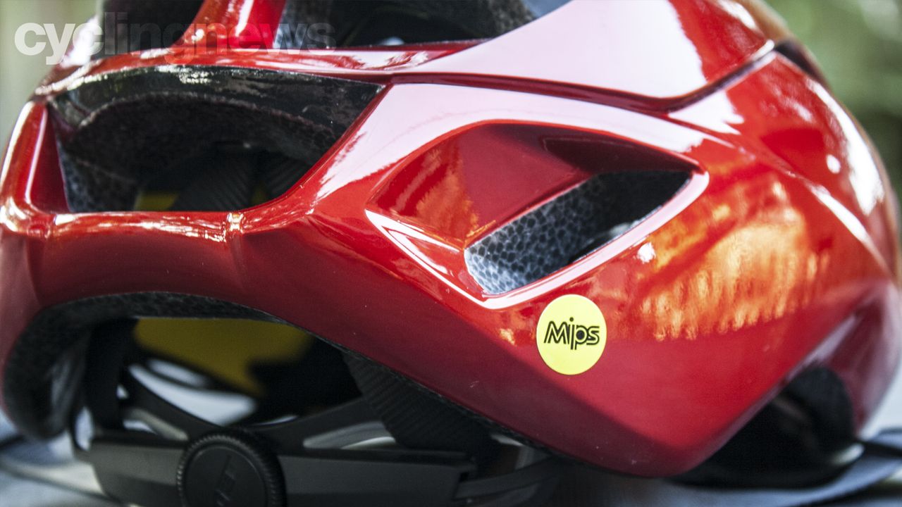 MET Rivale road bike helmet