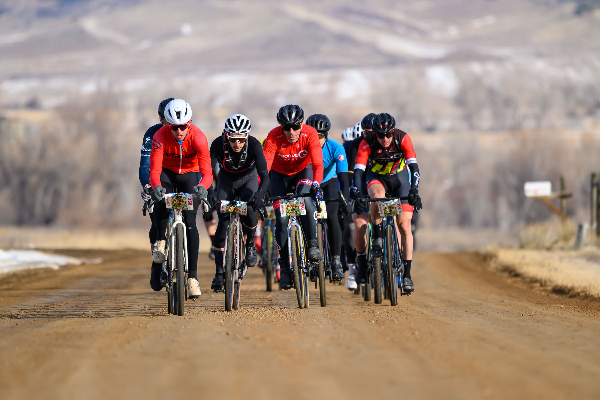 Peloton on the front range before climbing begins