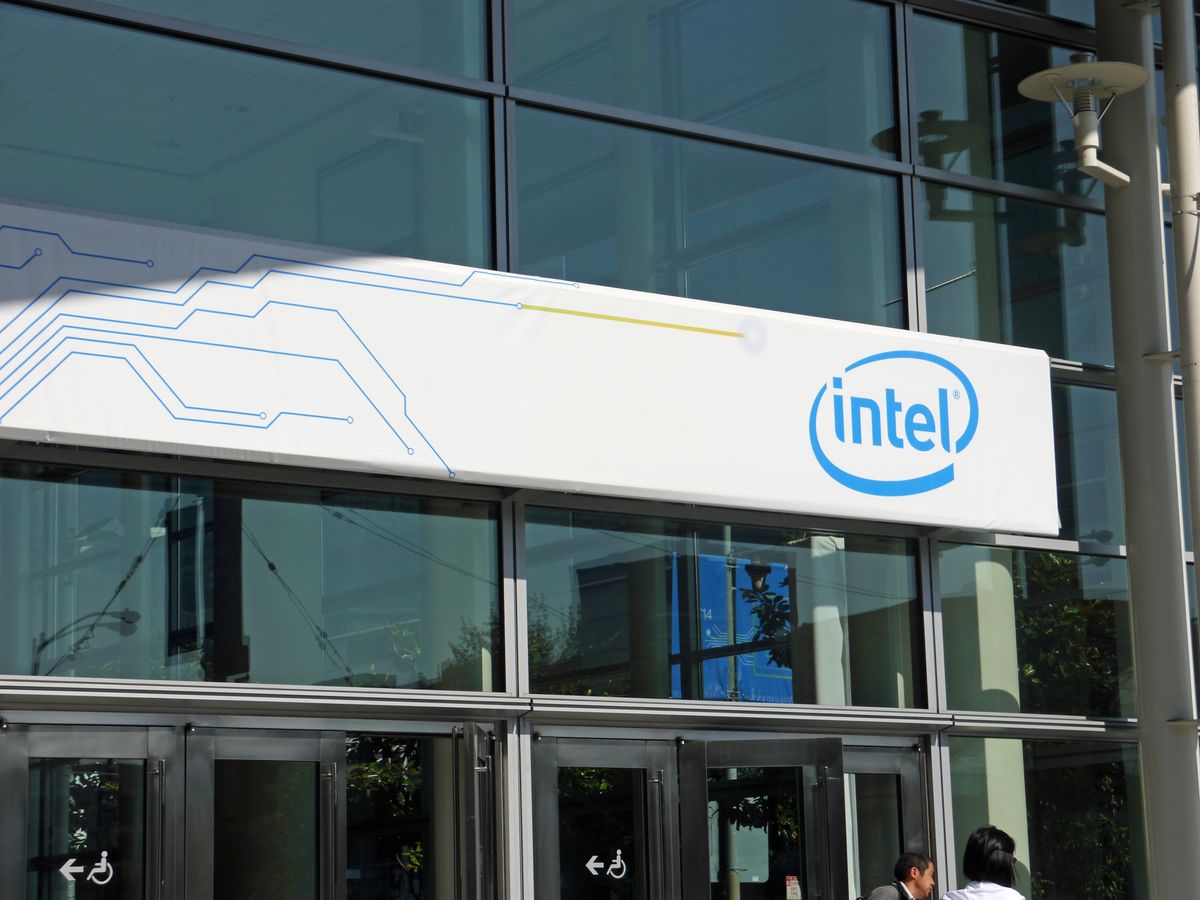 Intel’s Curious, But Possibly Brilliant, Wearables Strategy | Tom's ...