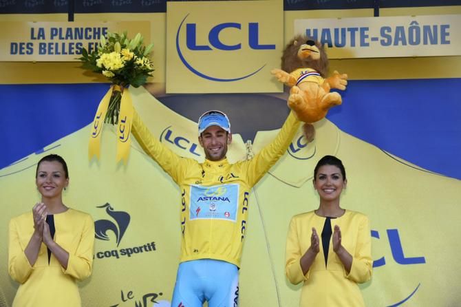 Vincenzo Nibali (Astana Pro Team) moves back into yellow