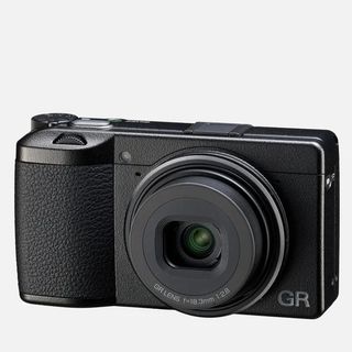 Ricoh GR III HDF