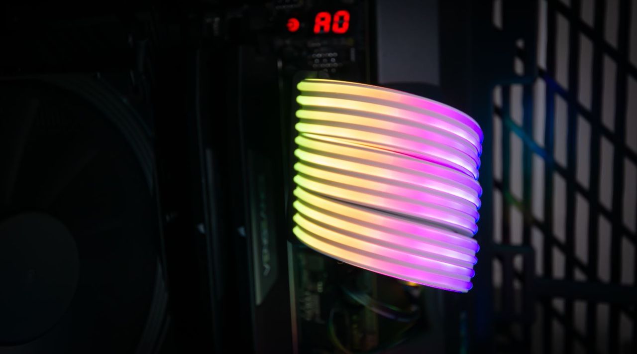 Lian Li Strimer Plus V2