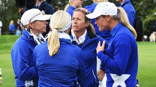 Suzann Pettersen talks Team Europe colleagues at the 2015 Solheim Cup