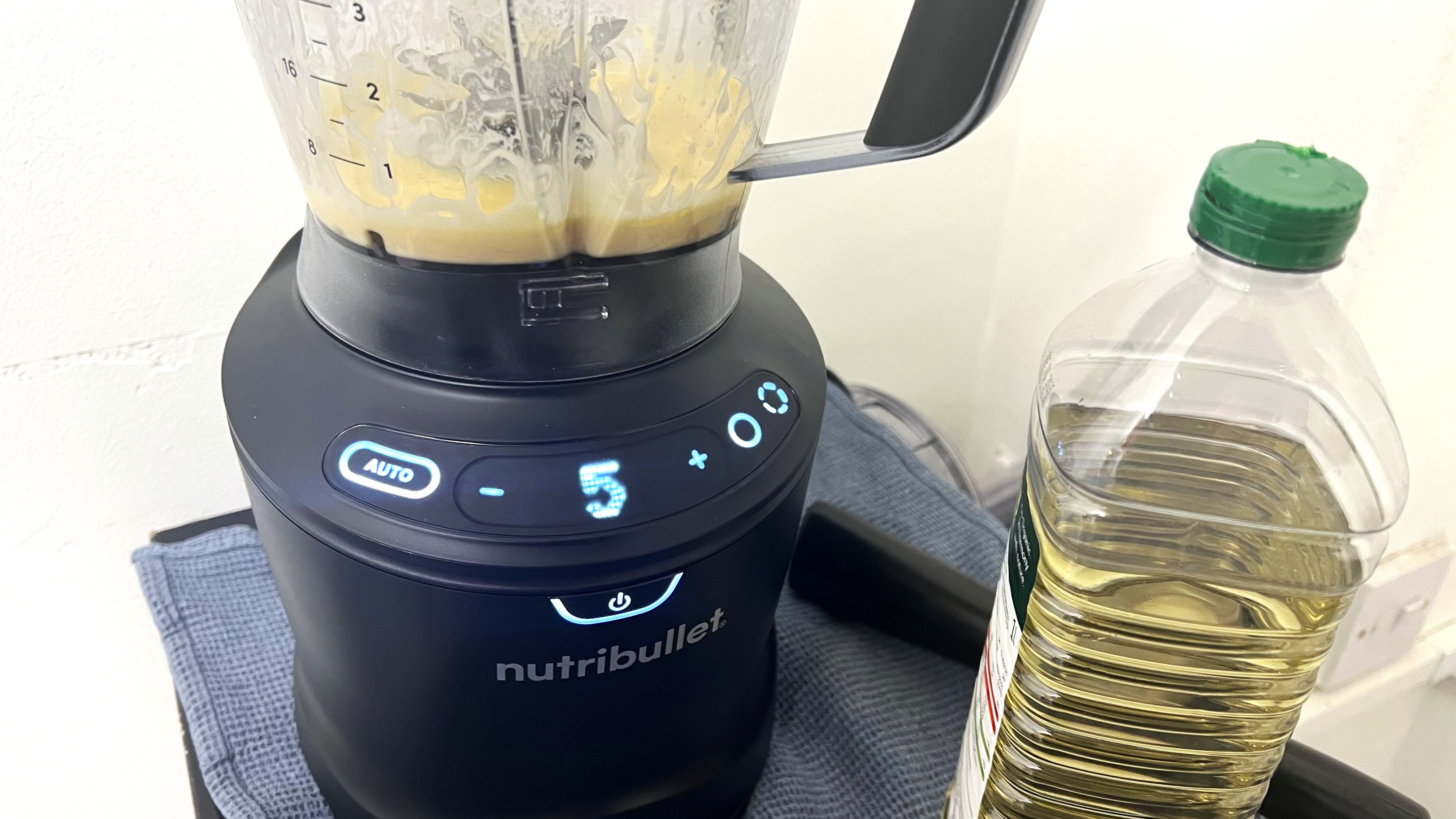 Making mayonnaise using Nutribullet SmartSense Blender