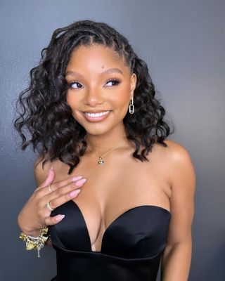 Halle Bailey with collarbone-length bob haircut