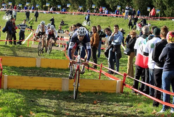 Julian Allaphilippe (France) opts to hop the barrier section.