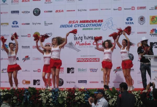 Mumbai cheerleaders celebrating cycling at the Mumbai Cyclothon, the first ever UCI cycling event in India.