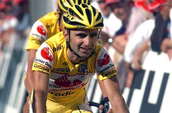 Leonardo Piepoli (Saunier Duval) finishing 7th, having done a good job for Jeker and Horner