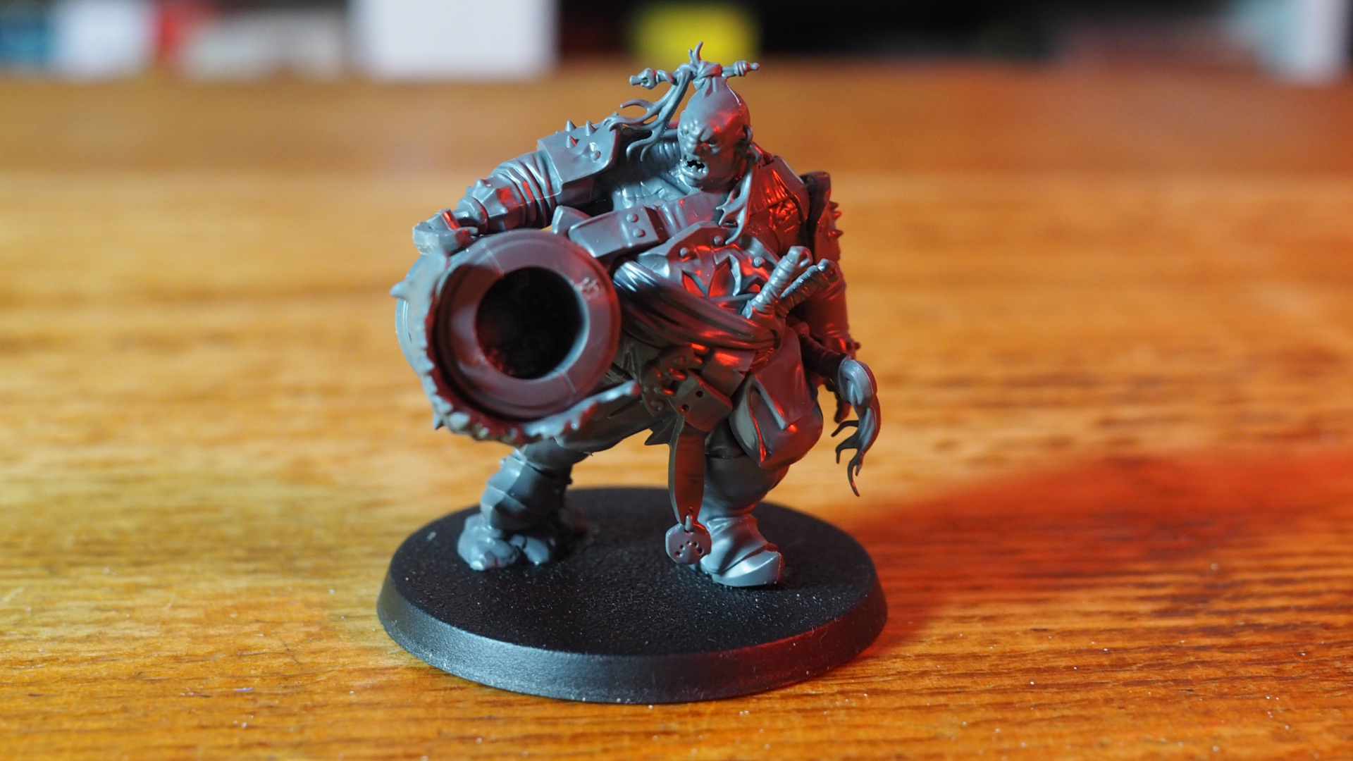 Grell Ironfist model on a wooden surface