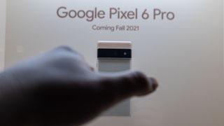Εμφανίζονται τηλέφωνα Google Pixel 6