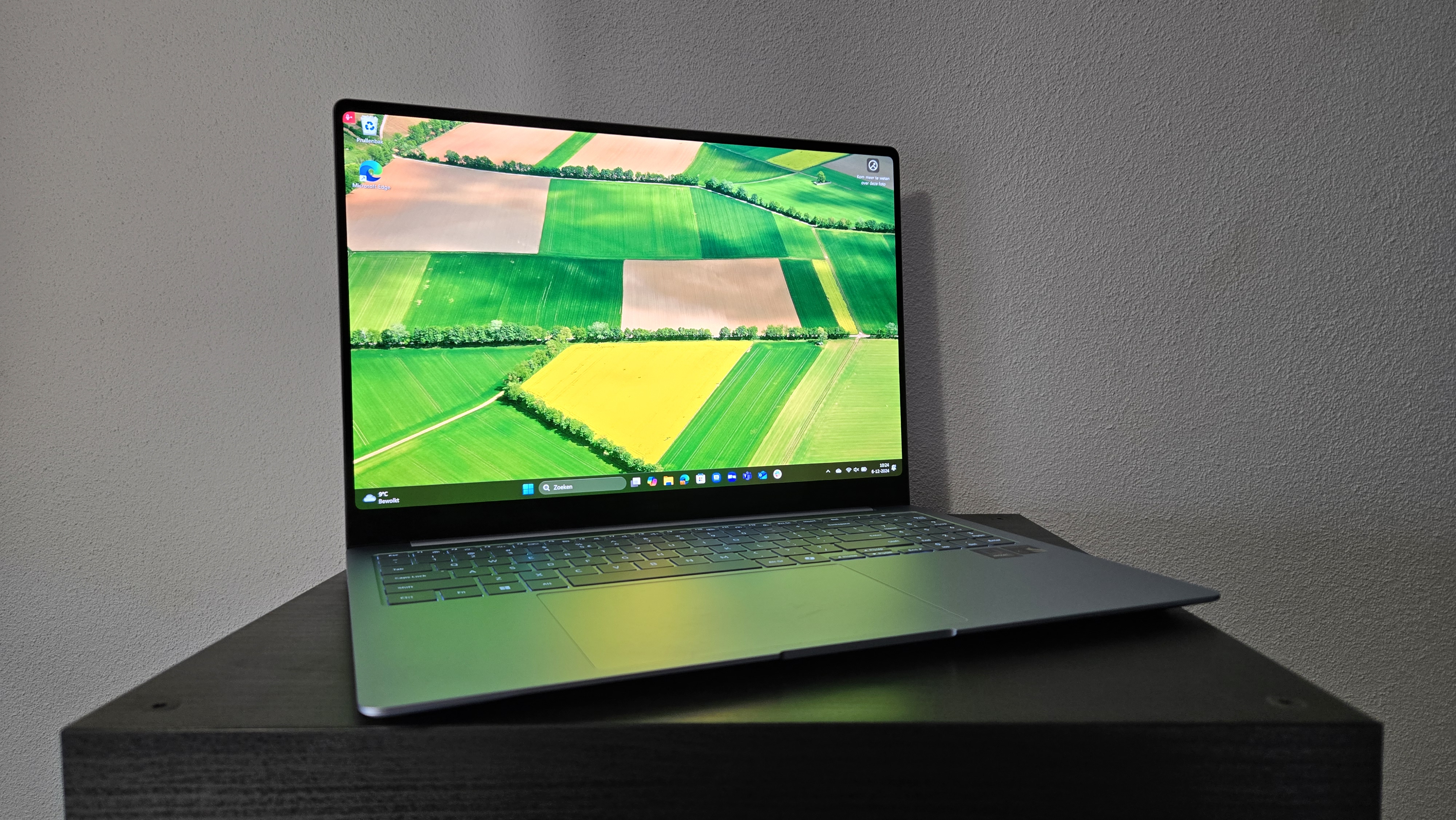 Samsung Galaxy Book 4 Edge