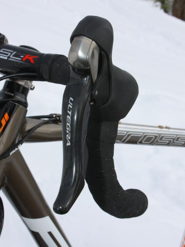 Shimano Ultegra is now even closer to Dura-Ace than before with new carbon fiber lever blades.