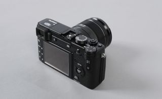 X-E1 is a slimmed-down version of the fantastic X-Pro1