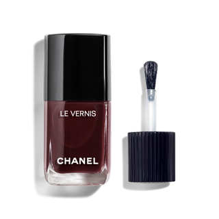 Chanel Le Vernis Longwear Nail Color in Brown