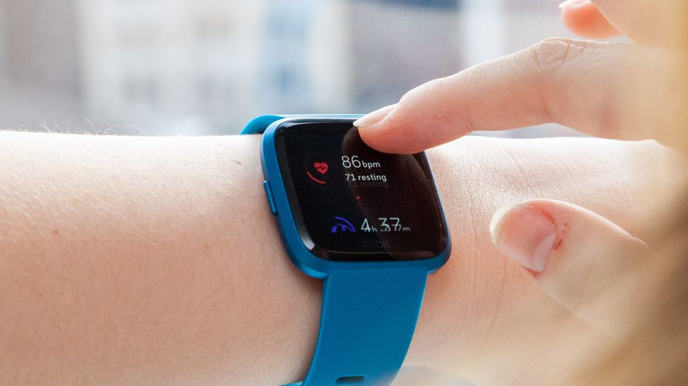 fitbit versa lite reviews 2019