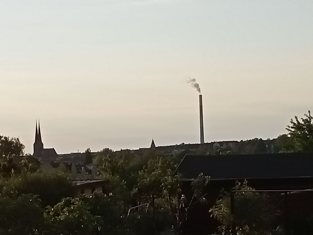 Der "Lulatsch", eines der Chemnitzer Wahrzeichen: 4x Zoom