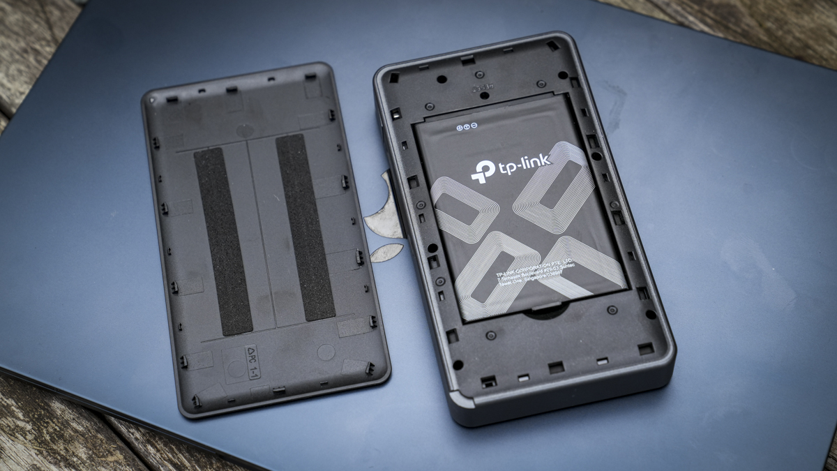 tp-link 5G Mobile Router M8550