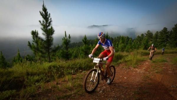 The French champ races up the Mamba climb