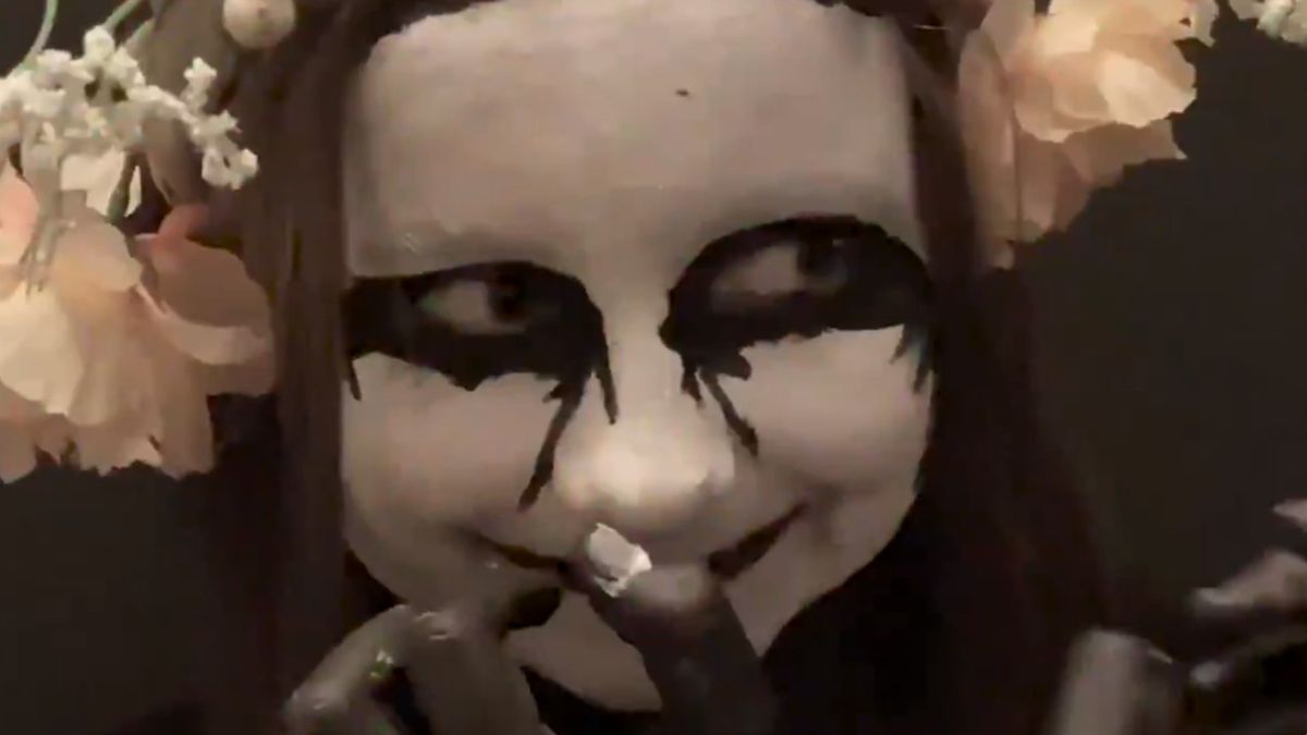 Little girl in corpse paint for Spiritbox Holy Roller