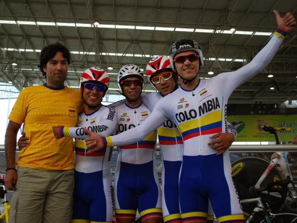 Colombia's victorious men's team pursuit squad celebrate their win